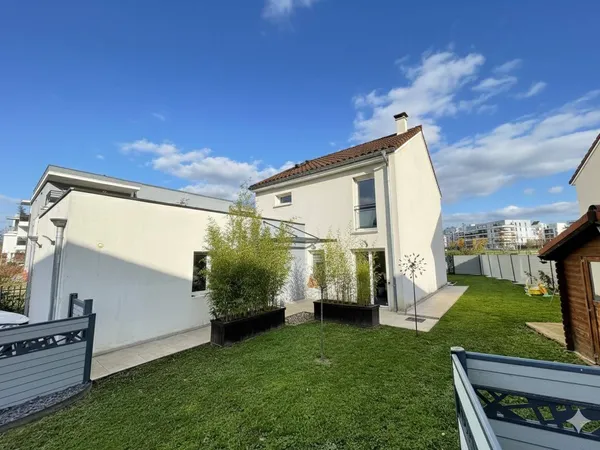 Maison 5 pièces 131 m² 