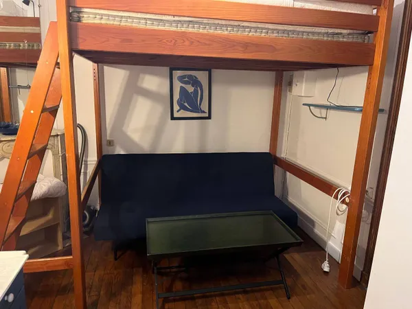 Studio 1 pièce 12 m² 