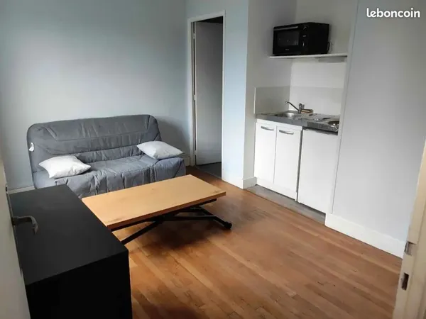 Studio meublé 