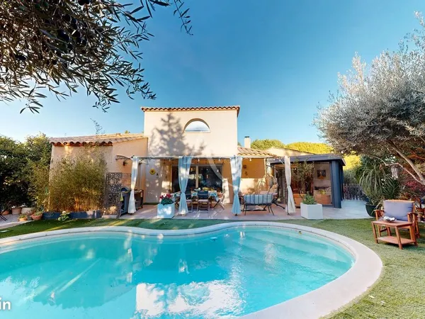 Villa 6 pièces 147 m² 