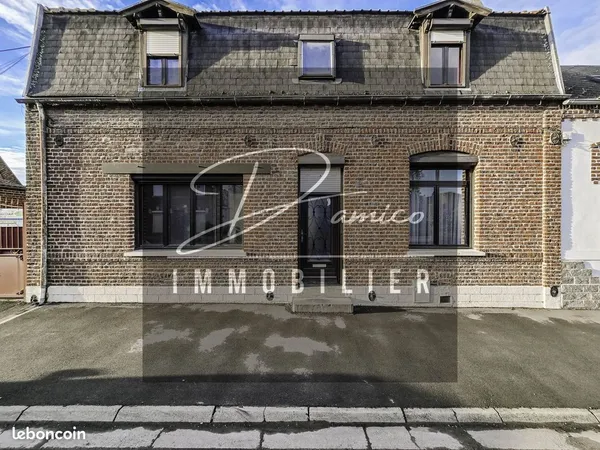 Maison 8 pièces 150 m² 