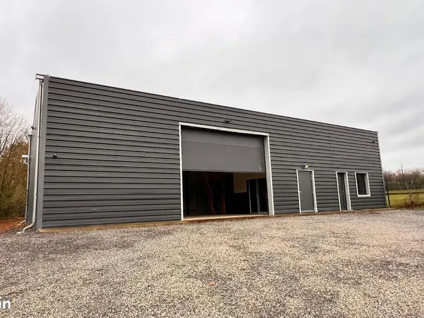 Local industriel 237 m² SAINT DENIS SUR SARTHON 