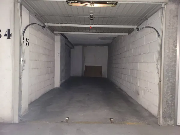 Parking 18 m² 