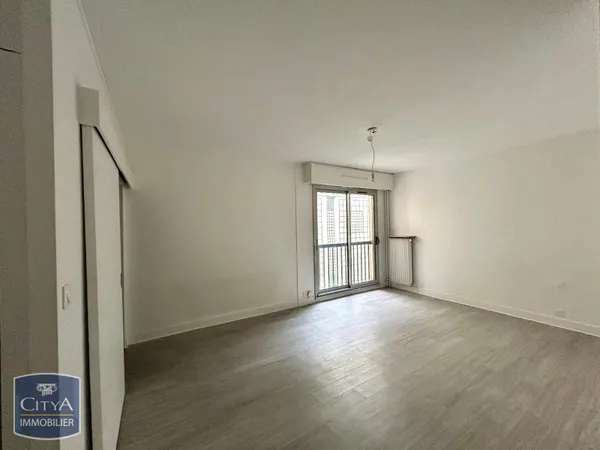 Appartement 1 pièce 33 m² 