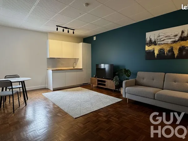 Studio 1 pièce 25 m² 