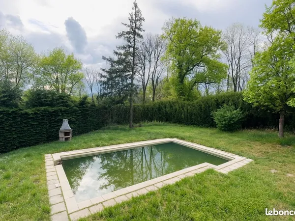 Terrain 1 081 m² Dardilly 