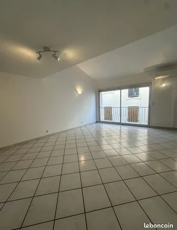 Appartement 2 pièces 53 m² 
