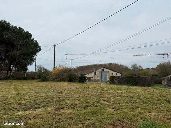 Terrain 521 m² SAINT MARTIN DE LAYE 