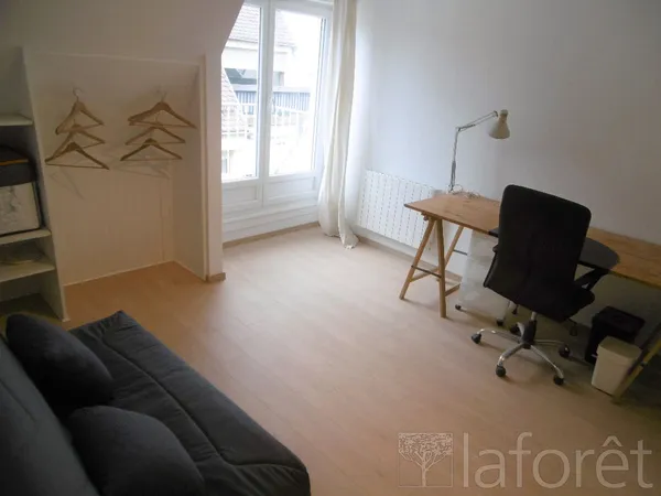 Studio 1 pièce 20 m² 