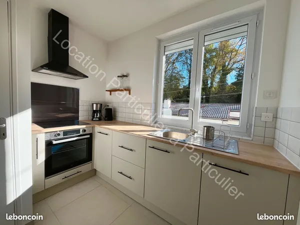 À louer : appartement meublé rénové - T3 - 2 chambres - 72 m² avec véranda - Périgueux 