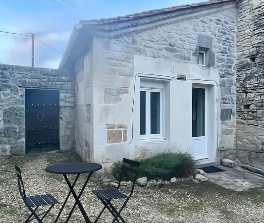 Charmant studio avec mezzanine 