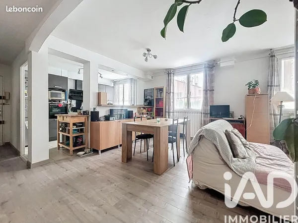 Appartement 3 pièces 69 m² 