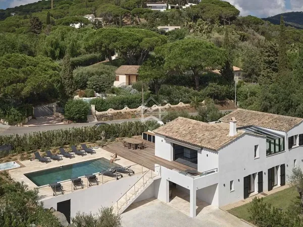 Villa 7 pièces 280 m² 