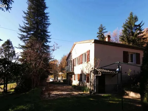 Villa 6 pièces 100 m² 