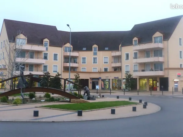 Beau T2 40m2 +Terrasse- RDC - Plein centre Auxonne - Tous commerces 