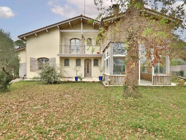 Maison de ville 6 pièces 190 m² 