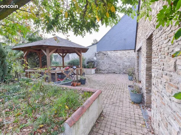 Maison 8 pièces 183 m² 