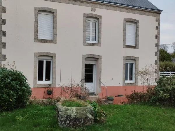 Maison de 6 pièces principales 