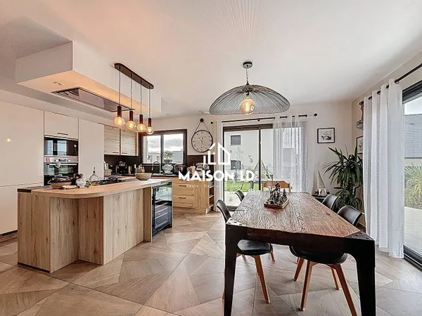 Maison 6 pièces 110 m² 