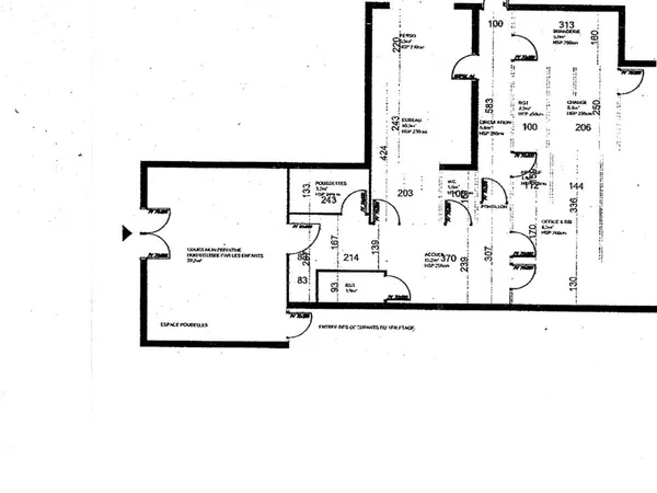 Local commercial 160 m² 