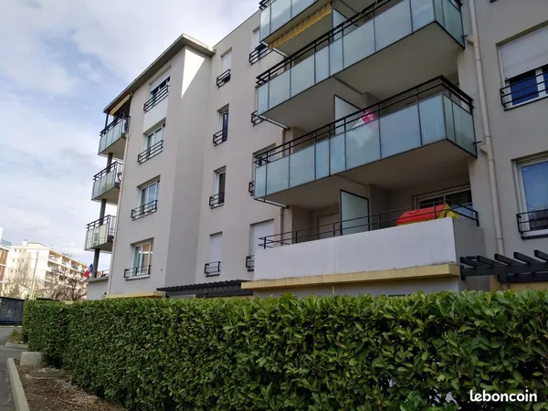 Loue appartement tassin la demi lune 