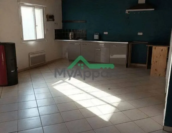 Maison Location Alembon   770€