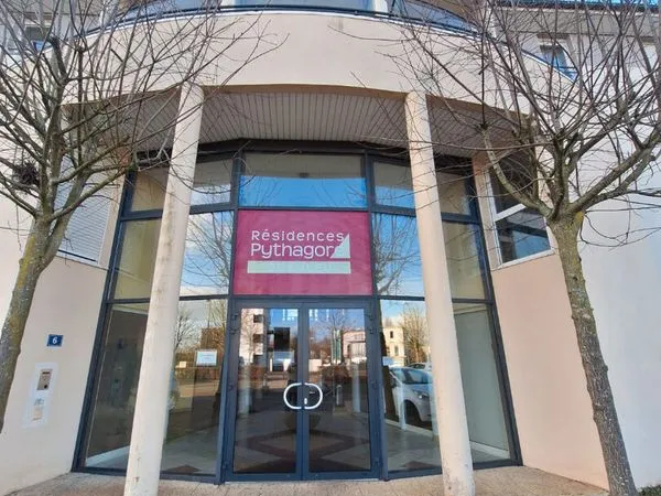 Studio 1 pièce 19 m² 