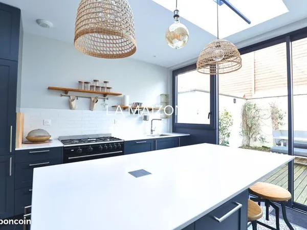 Maison 7 pièces 160 m² 