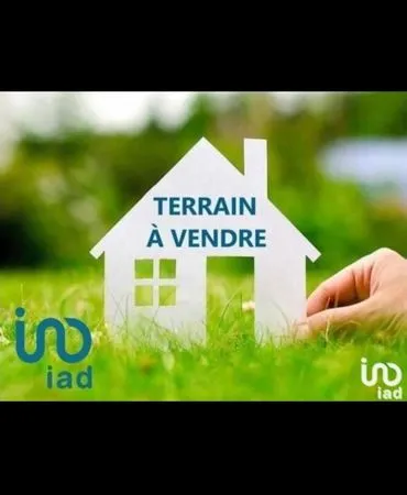 Terrain 691 m² Lherm 
