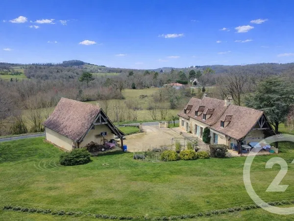 Maison 7 pièces 151 m² 