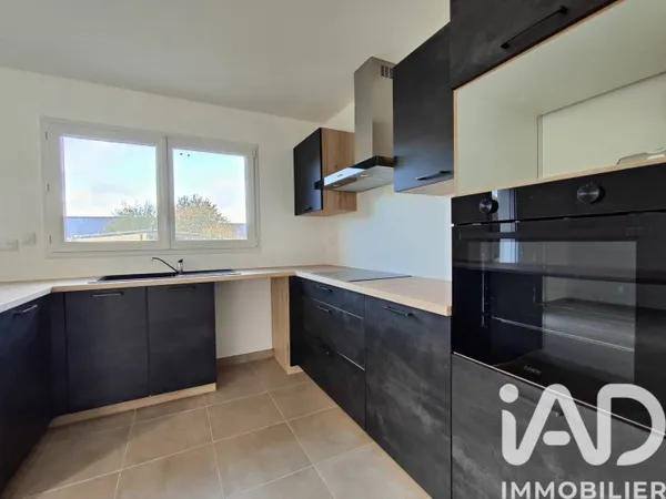 Maison de plain-pied 4 pièces 89 m² 