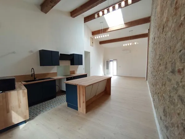 maison avec grand garage 