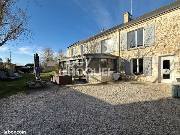 Maison 6 pièces 180 m² 