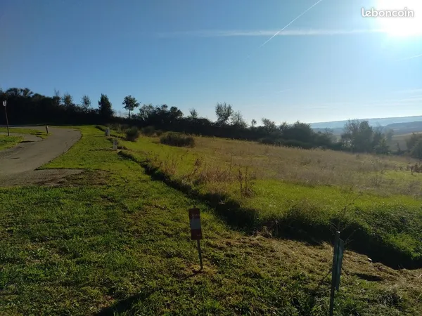 Terrain 879 m² Astaffort 