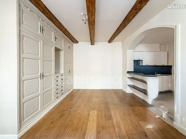 Appartement 1 pièce 27 m² 