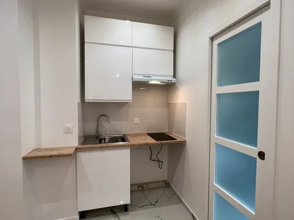 Charmant studio entièrement refait à neuf - Clichy-Levallois 
