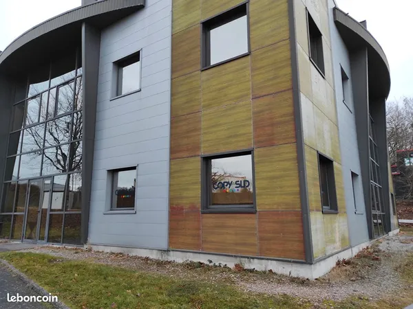 Bureaux 85 m² LIMOGES 