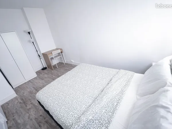 Chambre dans appartement - Idéal étudiants ou jeunes actifs (proche UPEC) Métro 8 préfecture 