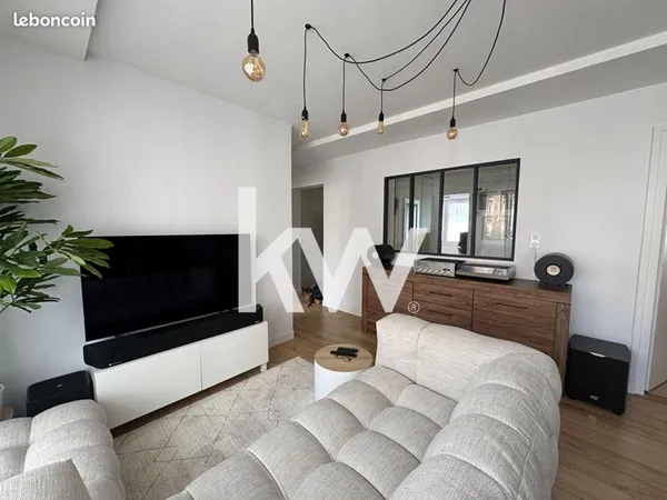 Appartement 6 pièces 91 m² 