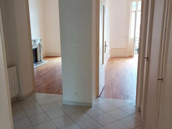 Appartement 3 pièces 53 m² 