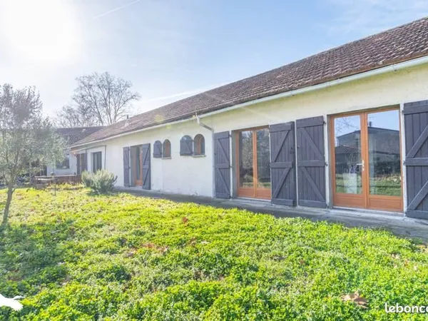 Longère 5 pièces 151 m² 
