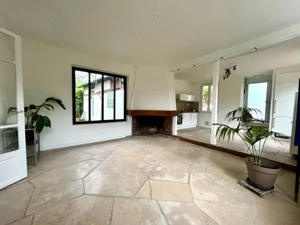 Loue charmante maison de 85m², jardin clos, 2 chambres 