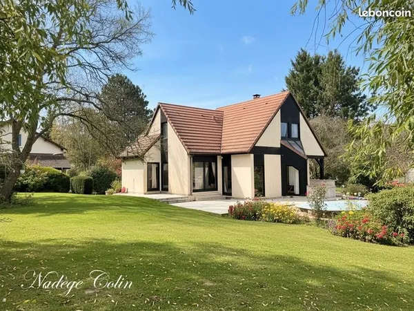 Villa 6 pièces 169 m² 