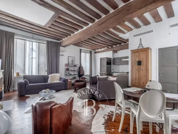 Paris 6 - Appartement - Entre St-Sulpice et St-Germain-des-Prés 