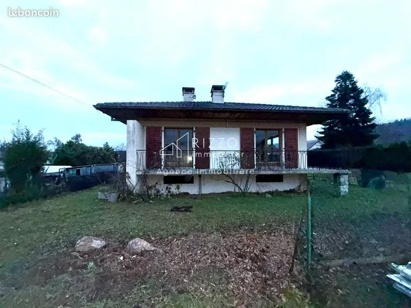 Propriété 6 pièces 110 m² 