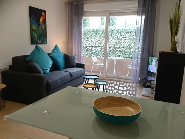 Vends studio *** - 27m² 
