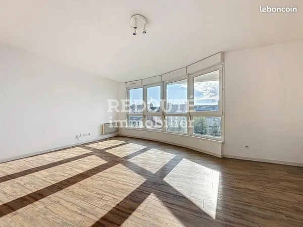 Appartement 2 pièces 55 m² 