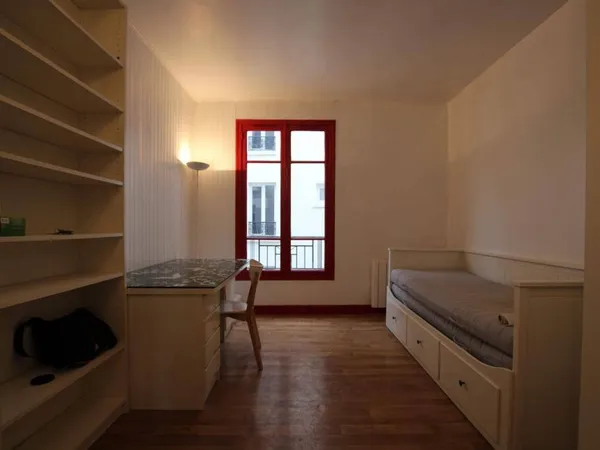 Studio 1 pièce 20 m² 