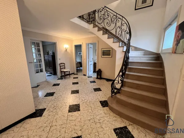 Maison 5 pièces 150 m² 