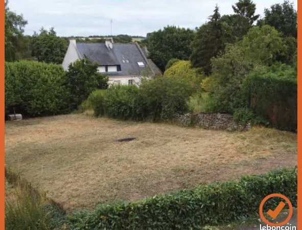 TERRAIN CONSTRUCTIBLE 491m² proche Loudéac 